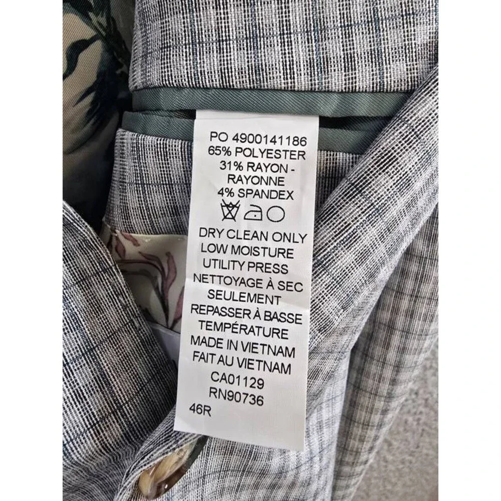 Tayion Collection Regular-Fit Suit Jacket Men's 46R Gray Flap Pocket Long Sleeve
